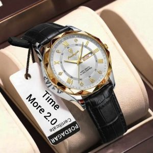 Poedagar men watch